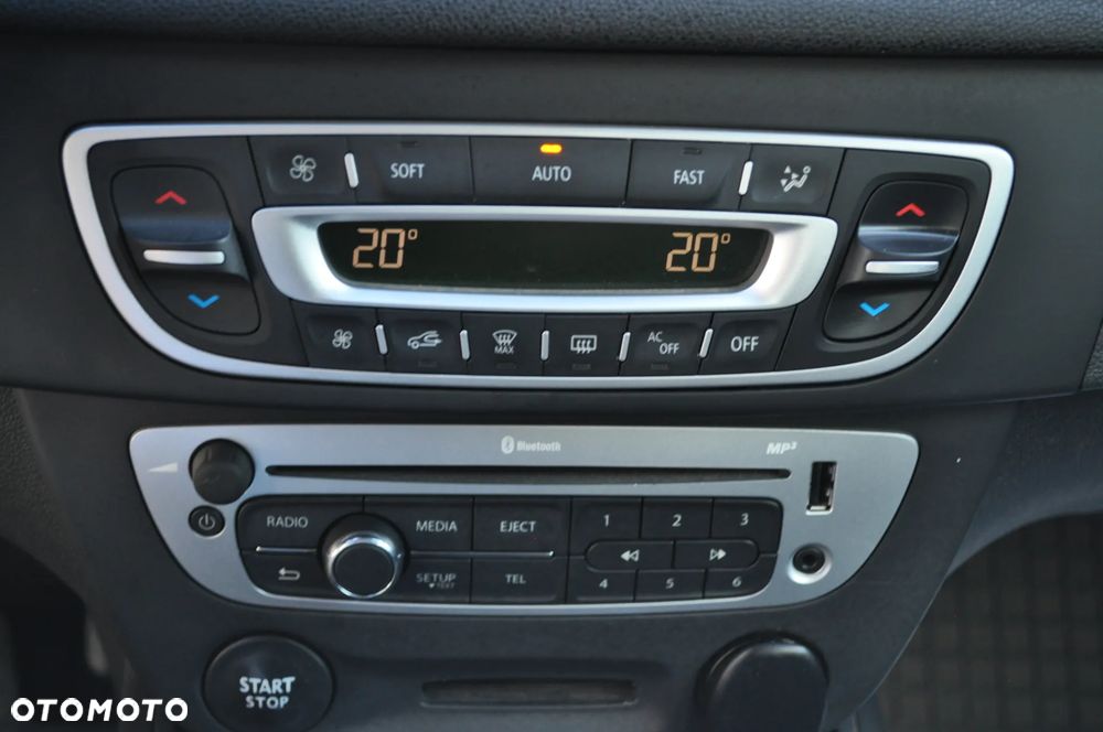Renault Megane - 24
