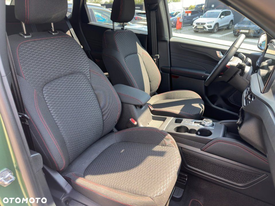Ford Kuga - 22
