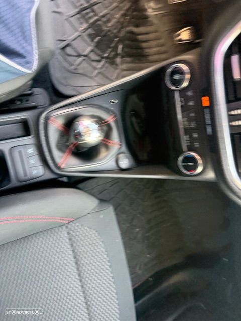 Ford Fiesta 1.0 EcoBoost ST-Line - 13