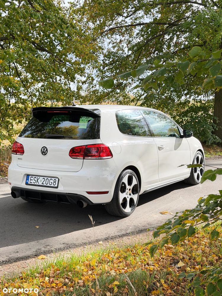 Volkswagen Golf 2.0 TSI GTI DSG - 5