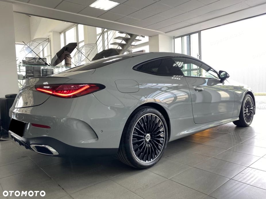 Mercedes-Benz CLE 300 mHEV 4-Matic AMG Line - 3