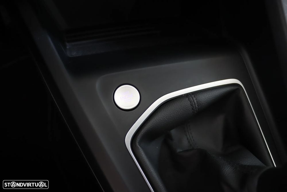 VW Golf 2.0 TDI Life - 18