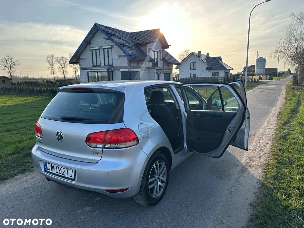 Volkswagen Golf 1.2 TSI Comfortline - 23