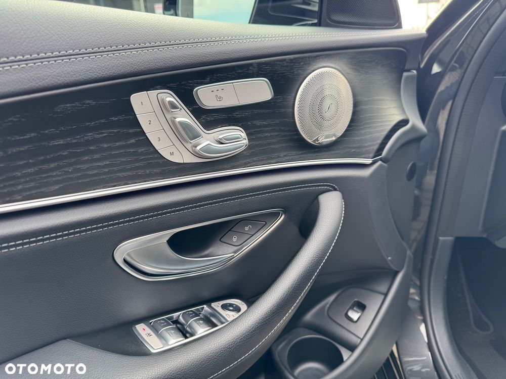 Mercedes-Benz Klasa E 220 d 4-Matic AMG - 14