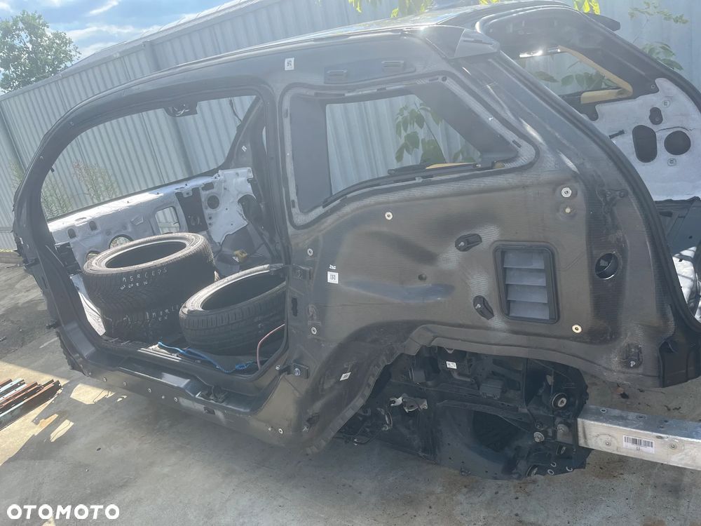 KAROSERIA DACH BUDA WANNA   BŁOTNIK PRAWY/LEWY  BMW I3 I01 - 1