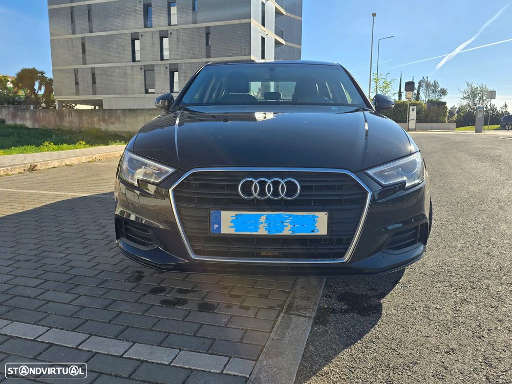 Audi A3 Limousine 30 TFSI edition one - 2