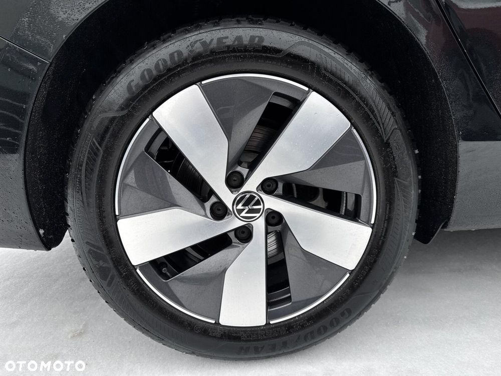 Volkswagen Passat - 37