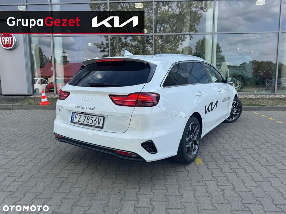 Kia Ceed - 3
