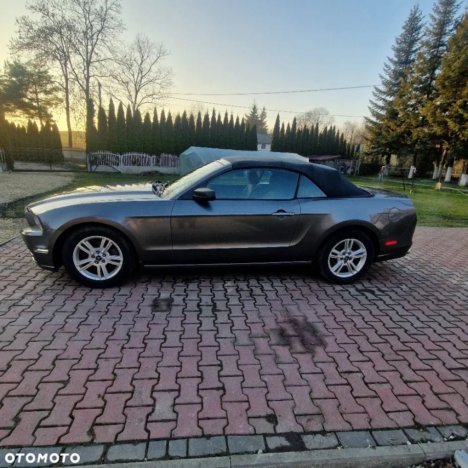 Ford Mustang 3.7 V6 - 3
