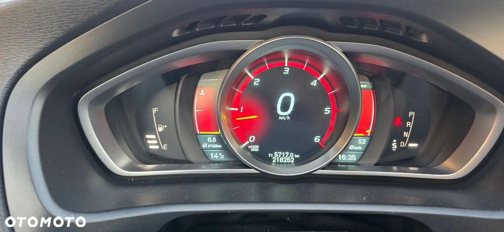 Volvo V40 - 17