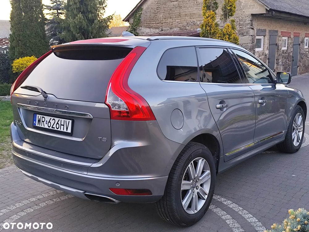 Volvo XC 60 T5 AWD Geartronic Inscription - 5
