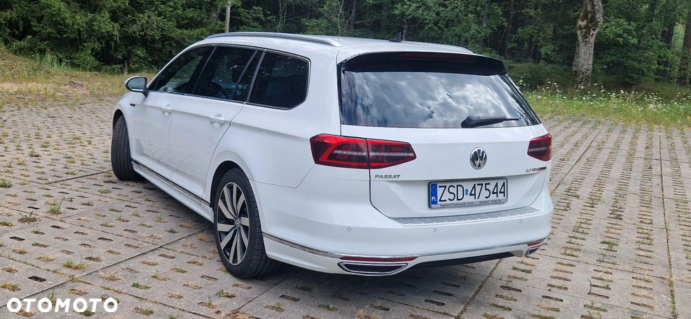 Volkswagen Passat 2.0 TDI 4Mot Elegance DSG - 3