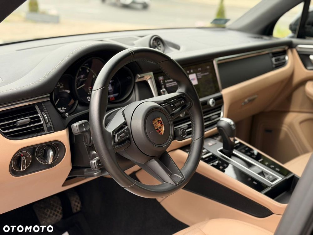 Porsche Macan T - 5