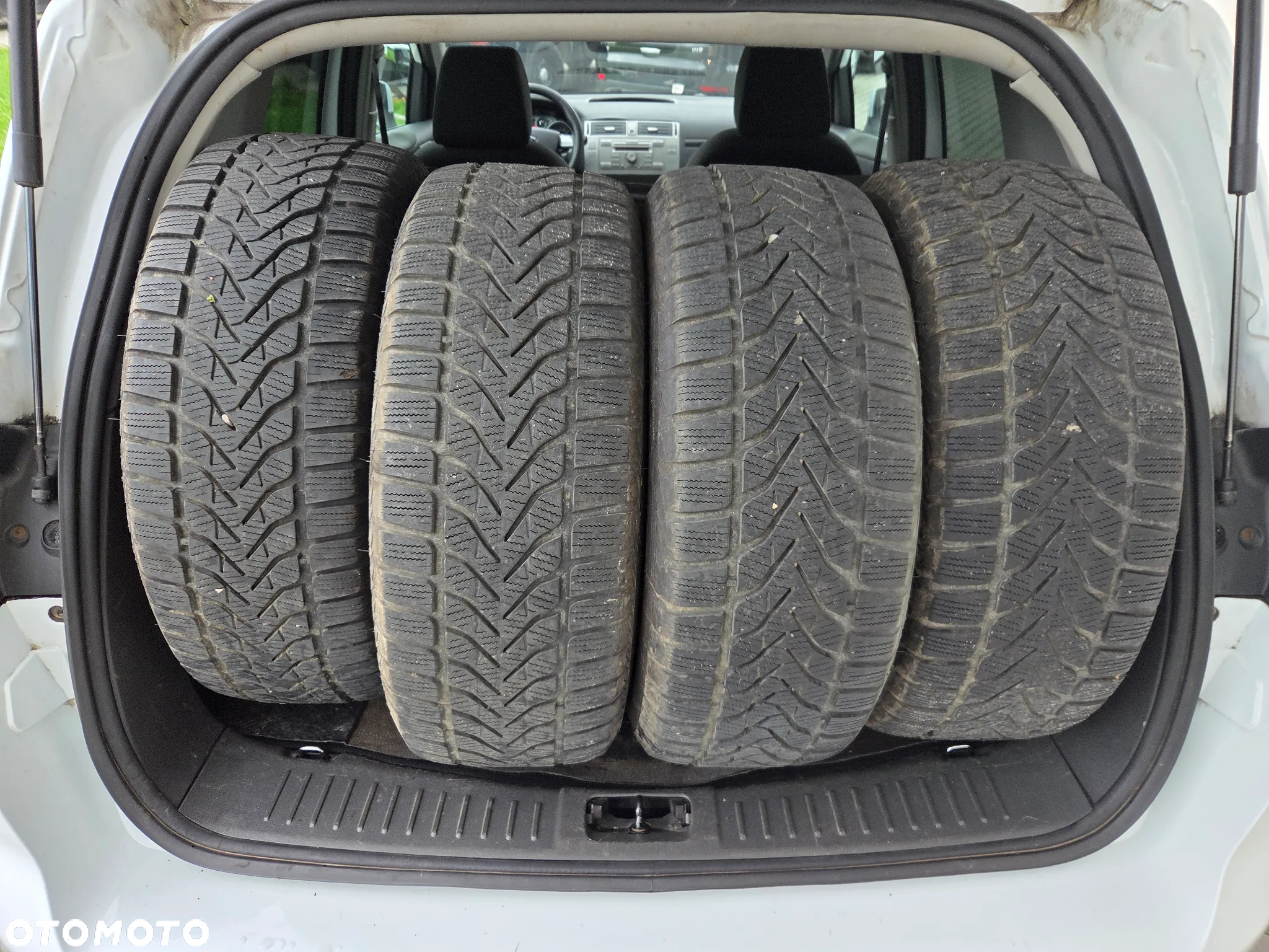 Ford Kuga - 18