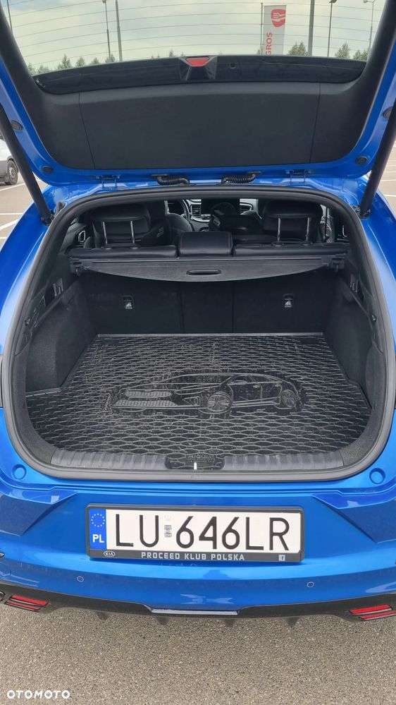 Kia ProCeed 1.6 T-GDI GT DCT - 9