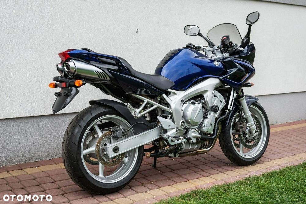 Yamaha FZ - 3