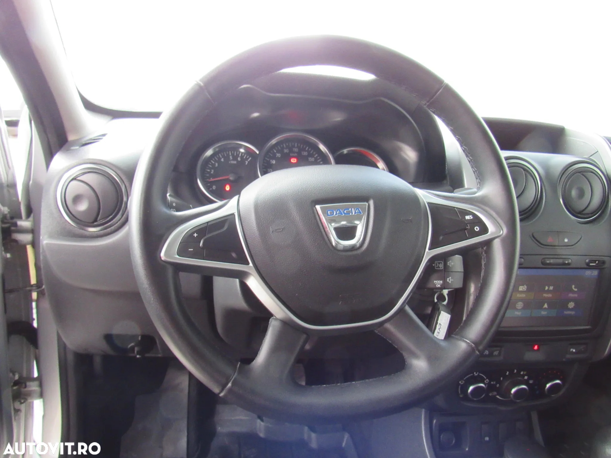 Dacia Duster 1.5 dCi 4x2 Laureate - 16