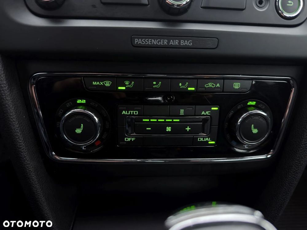 Skoda Superb 2.0 TDI Green tec 4x4 DSG Ambition - 26