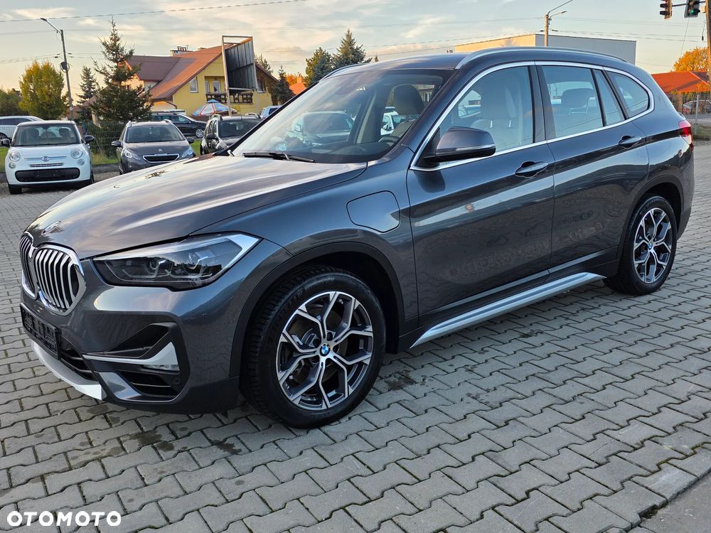 BMW X1 xDrive25e Business Edition - 8