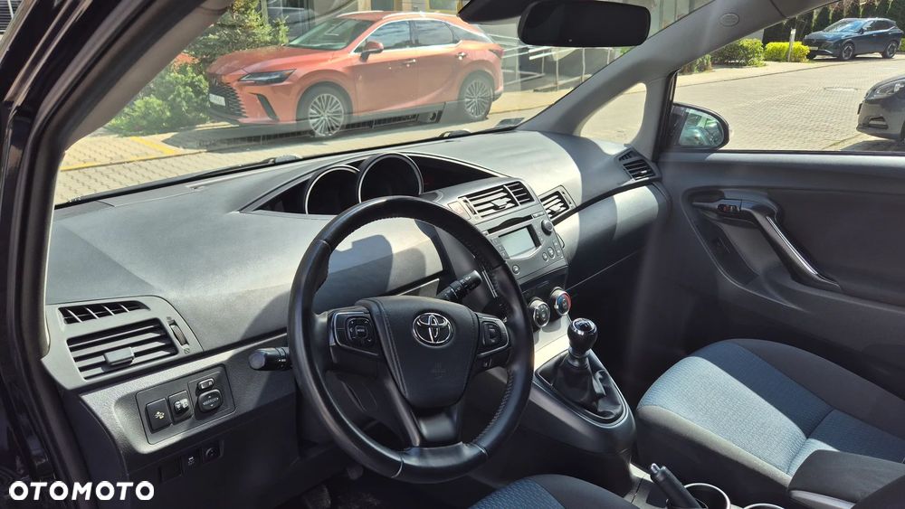 Toyota Verso 1.6 Active EU6 - 16