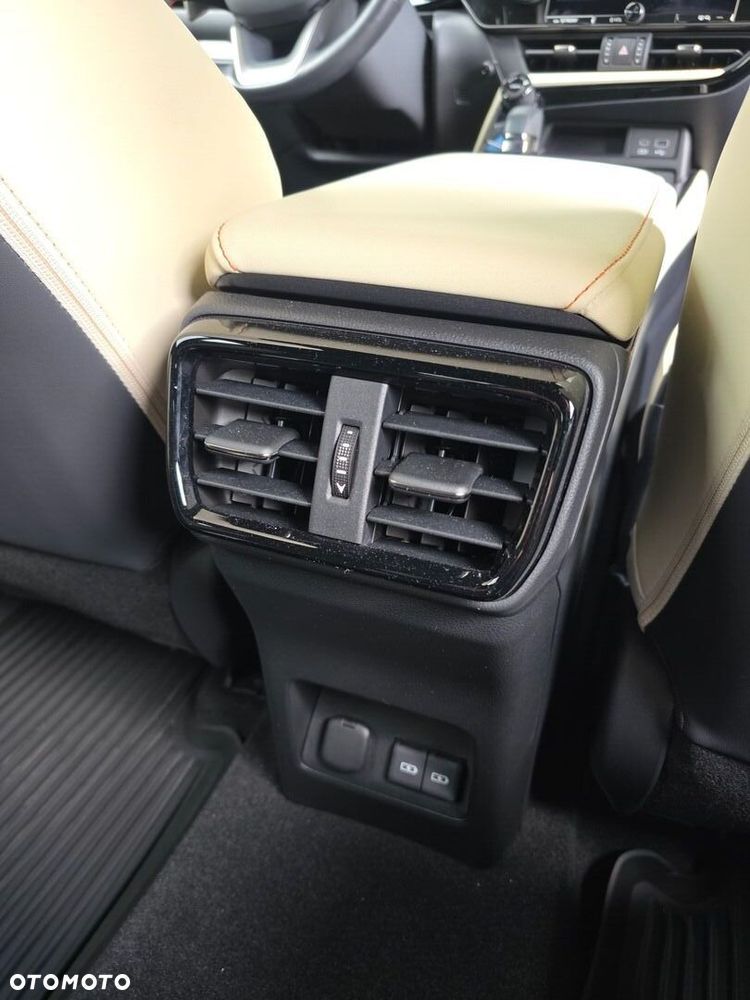 Lexus NX 350h Prestige 2WD - 22