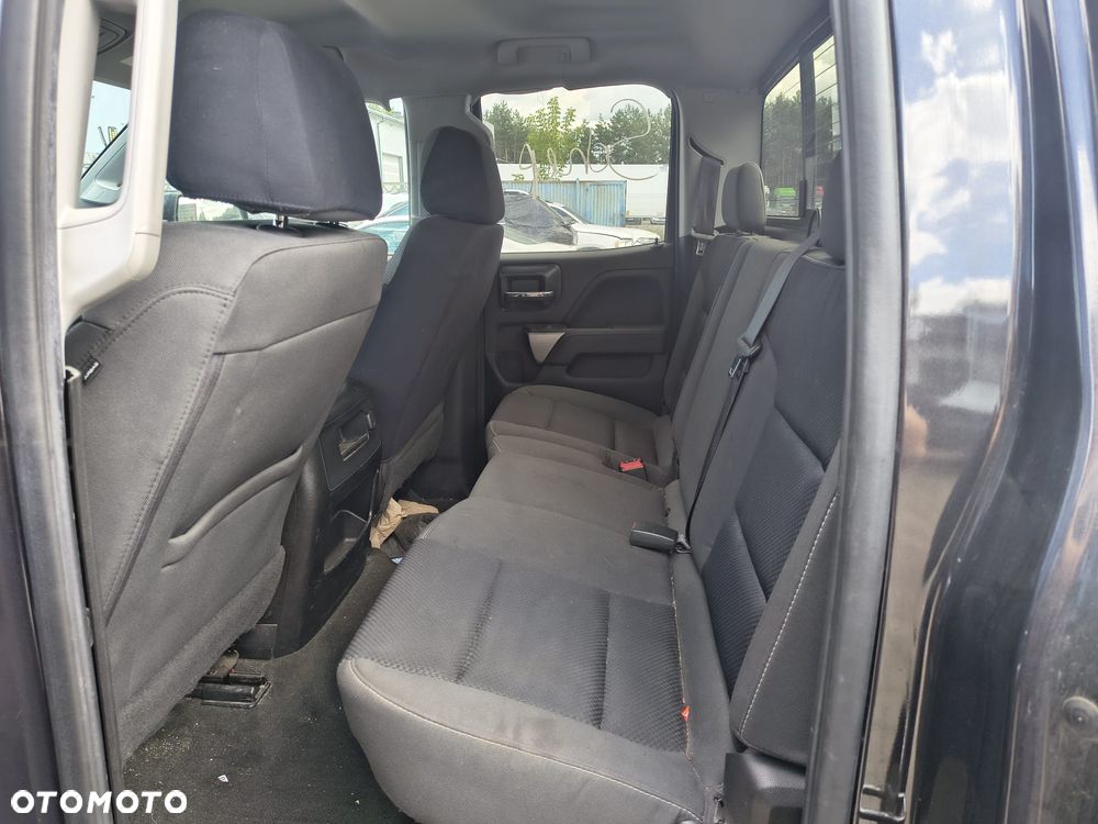 Chevrolet Silverado - 13