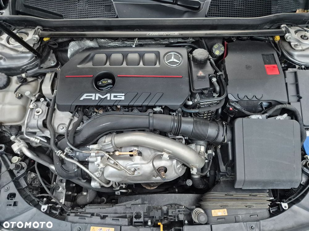 Mercedes-Benz CLA AMG 35 4-Matic 7G-DCT - 39