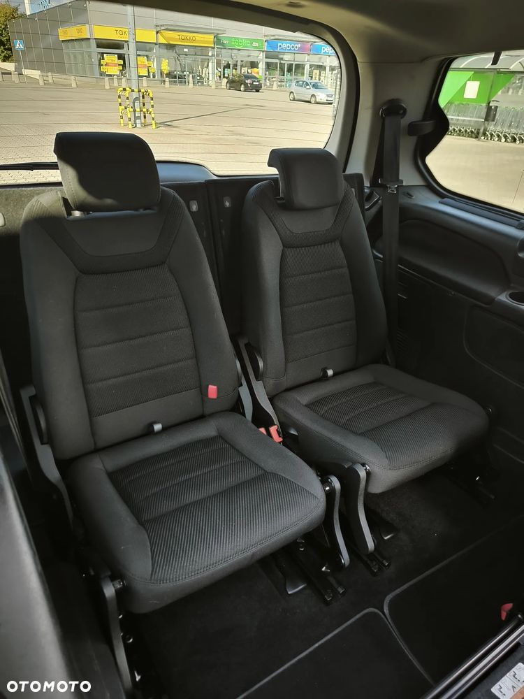 Ford Galaxy 2.0 TDCi Titanium - 17