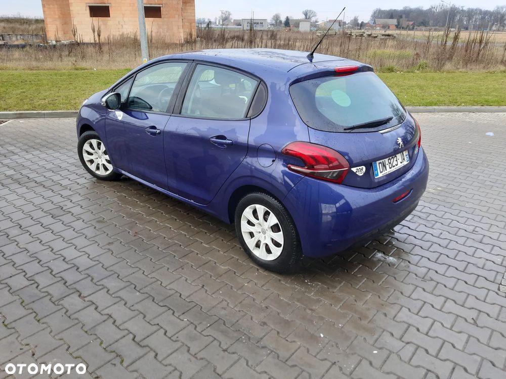 Peugeot 208 PureTech 68 Like - 4