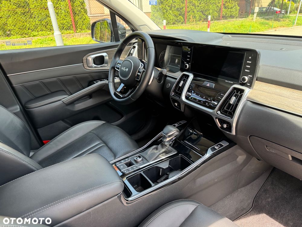 Kia Sorento - 16