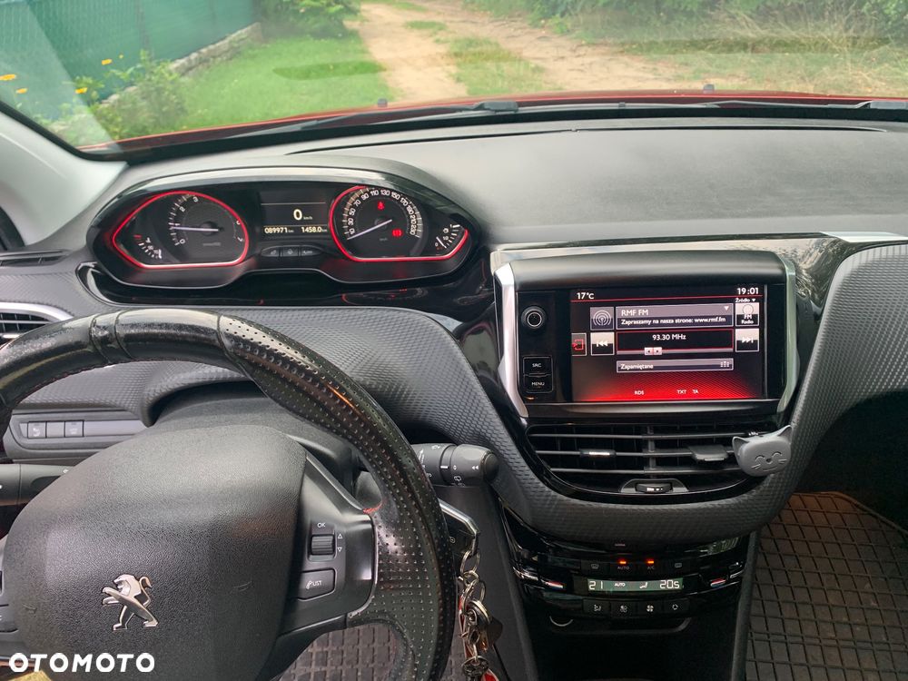 Peugeot 2008 PureTech 110 Stop&Start GT-Line Edition - 12