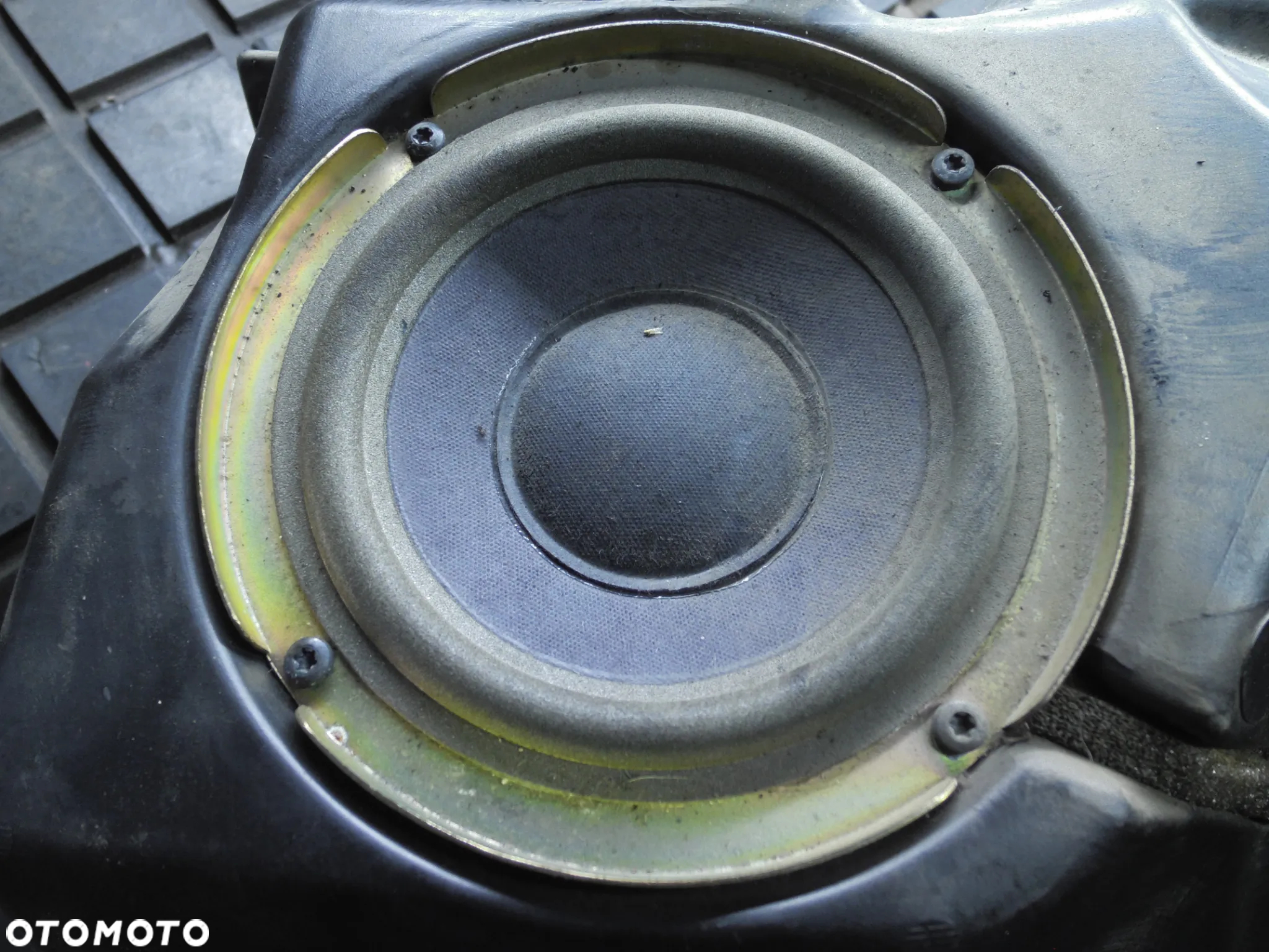 Skrzynia Basowa Subwoofer Mercedes E430 W210 2108203902 - 2
