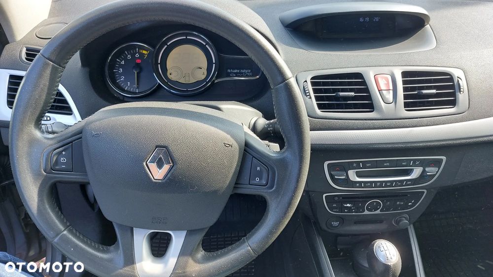Renault Megane 1.6 16V 110 Dynamique - 13