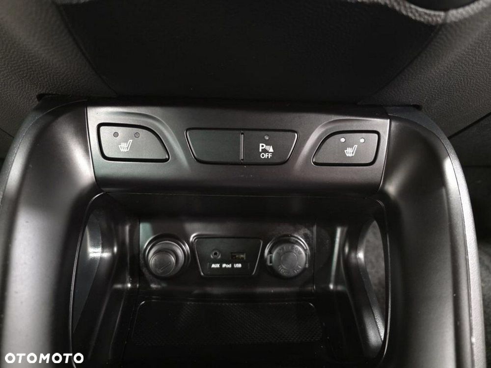 Hyundai ix35 1.6 2WD Fifa World Cup Edition - 23