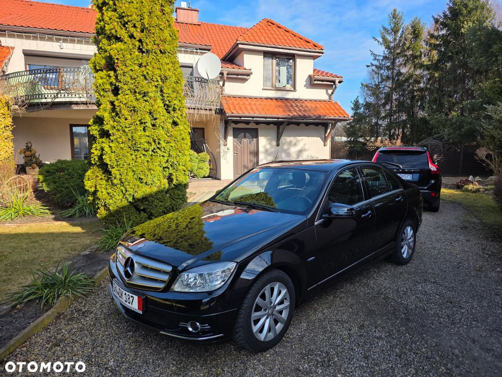 Mercedes-Benz Klasa C 180 BlueEFFICIENCY Avantgarde - 1