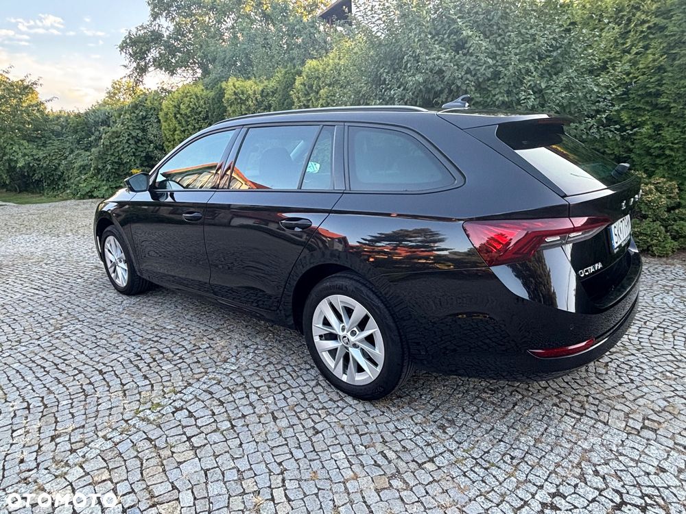 Skoda Octavia 2.0 TDI Ambition - 11