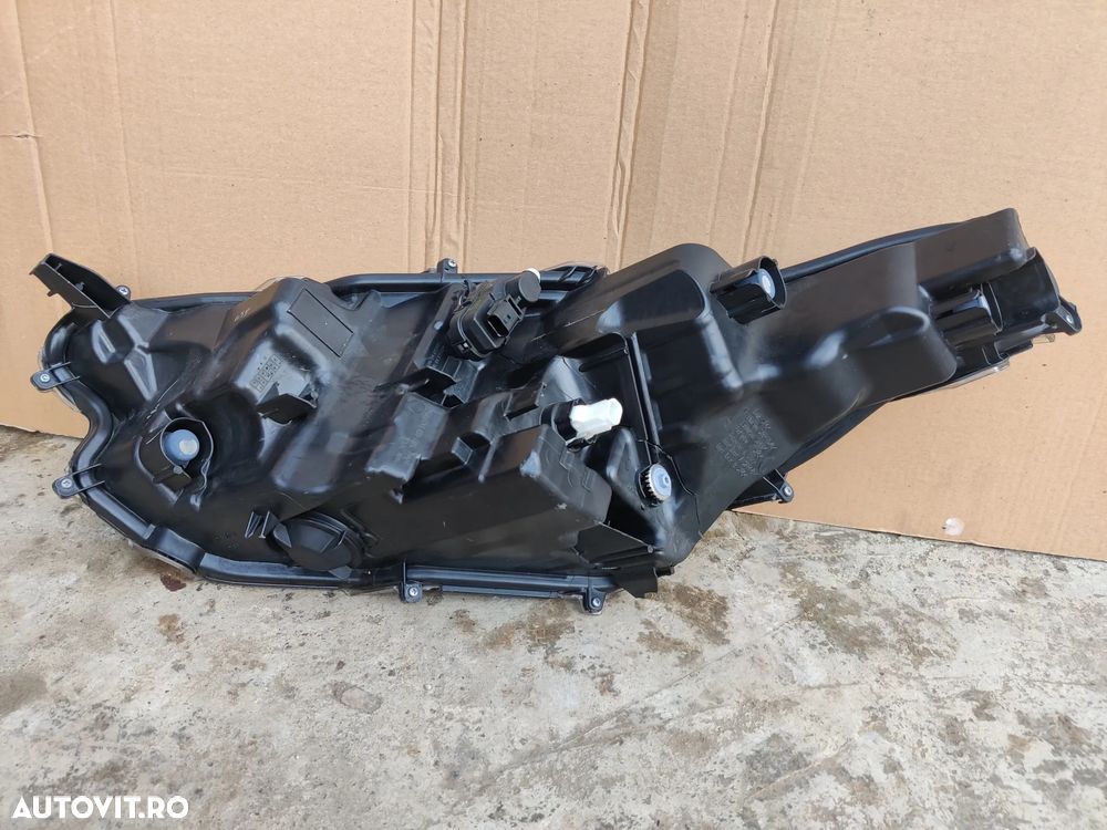 Far dreapta LED Toyota Yaris 2019-2024 cod K0-8EU D8 - 6