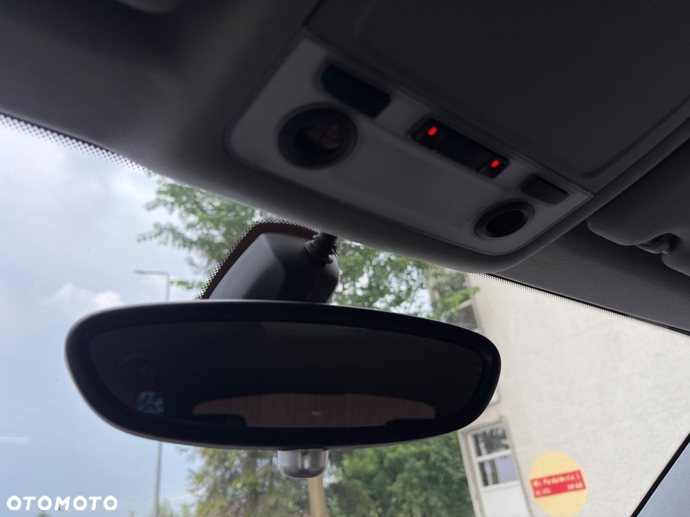 BMW Seria 1 116d - 25