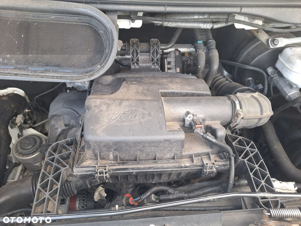 Ford Transit - 9