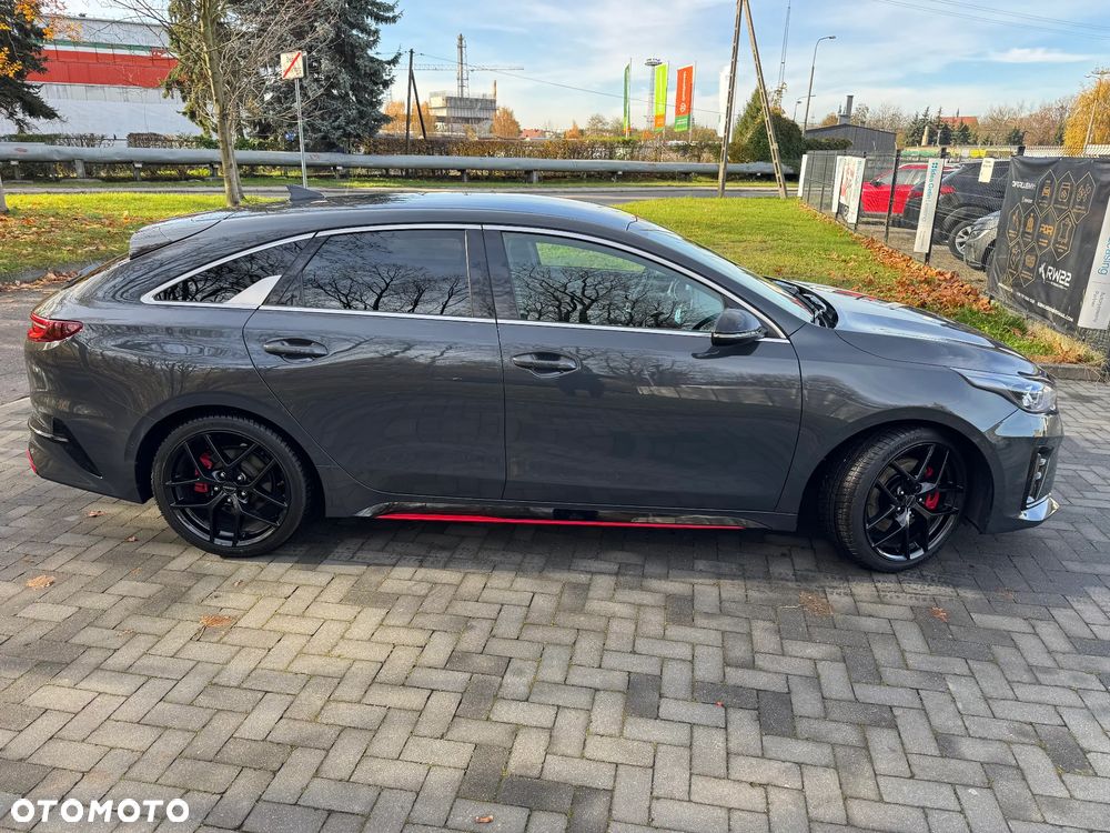 Kia ProCeed 1.6 T-GDI DCT7 OPF GT - 10