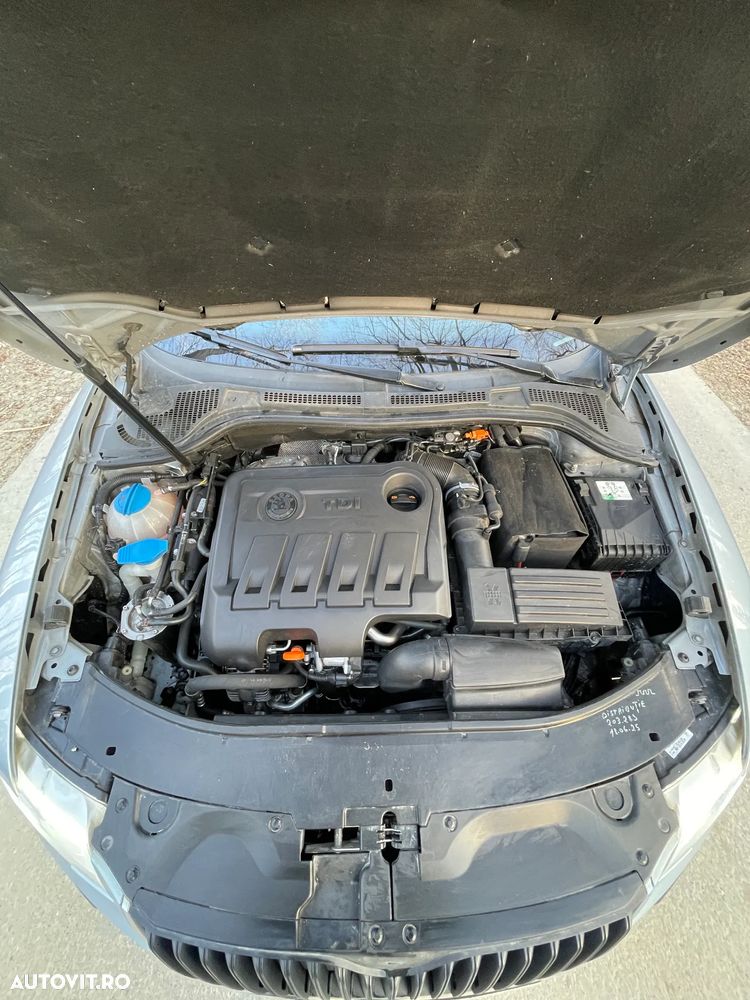 Skoda Superb 2.0 TDI Ambition - 6