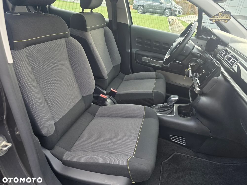 Citroën C3 1.2 PureTech Shine EAT6 - 19