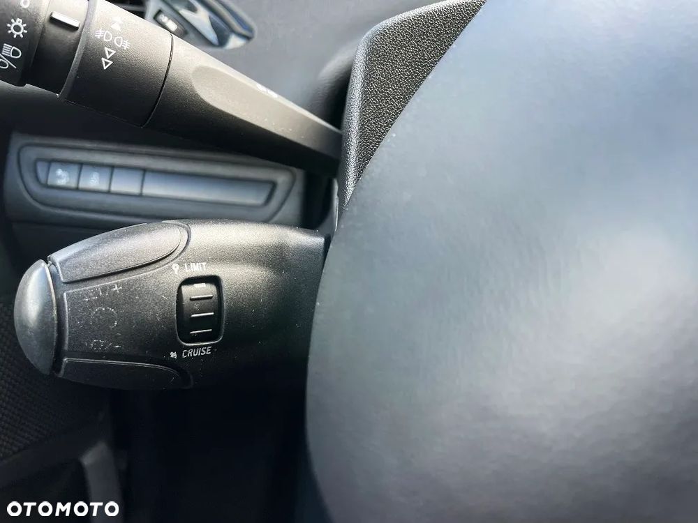 Peugeot 208 1.2 VTi Active Pack - 30