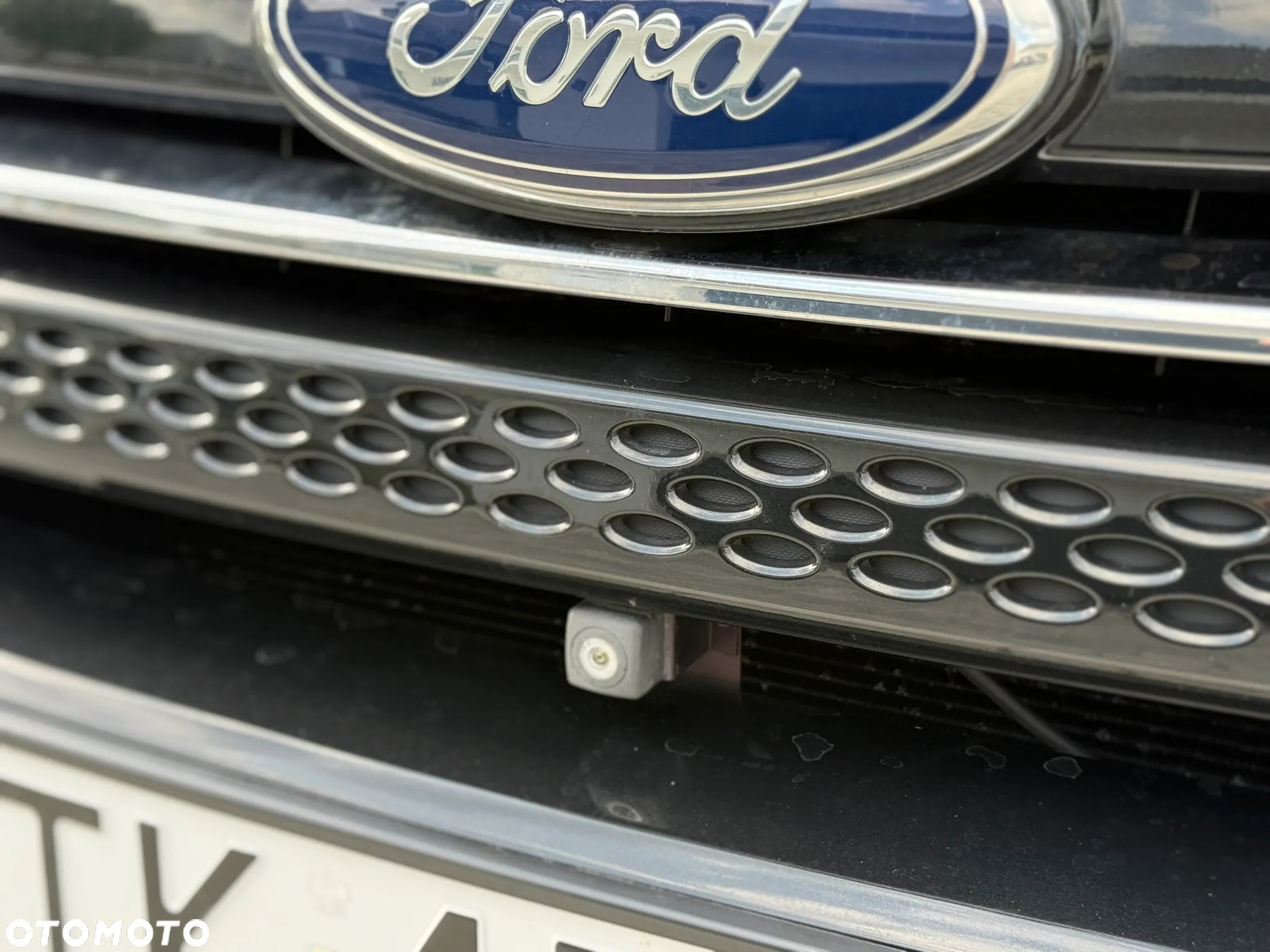 Ford Explorer - 10