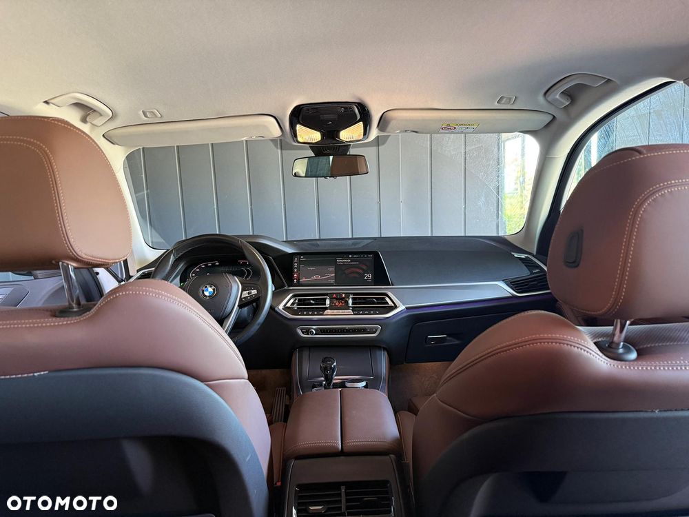 BMW X5 xDrive40i mHEV - 22