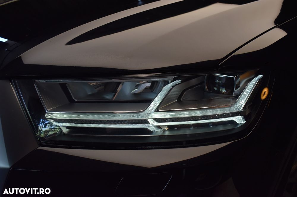 Audi Q7 - 11