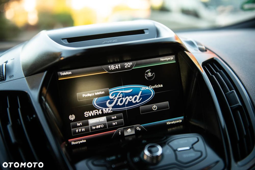 Ford Kuga 2.0 TDCi 4x4 Titanium - 22