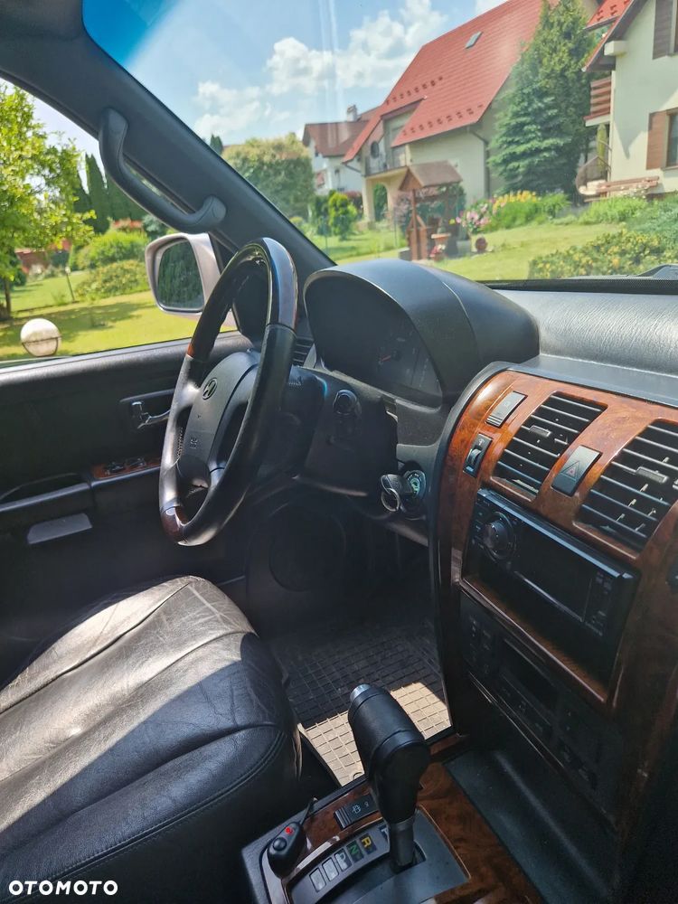 Hyundai Terracan - 13