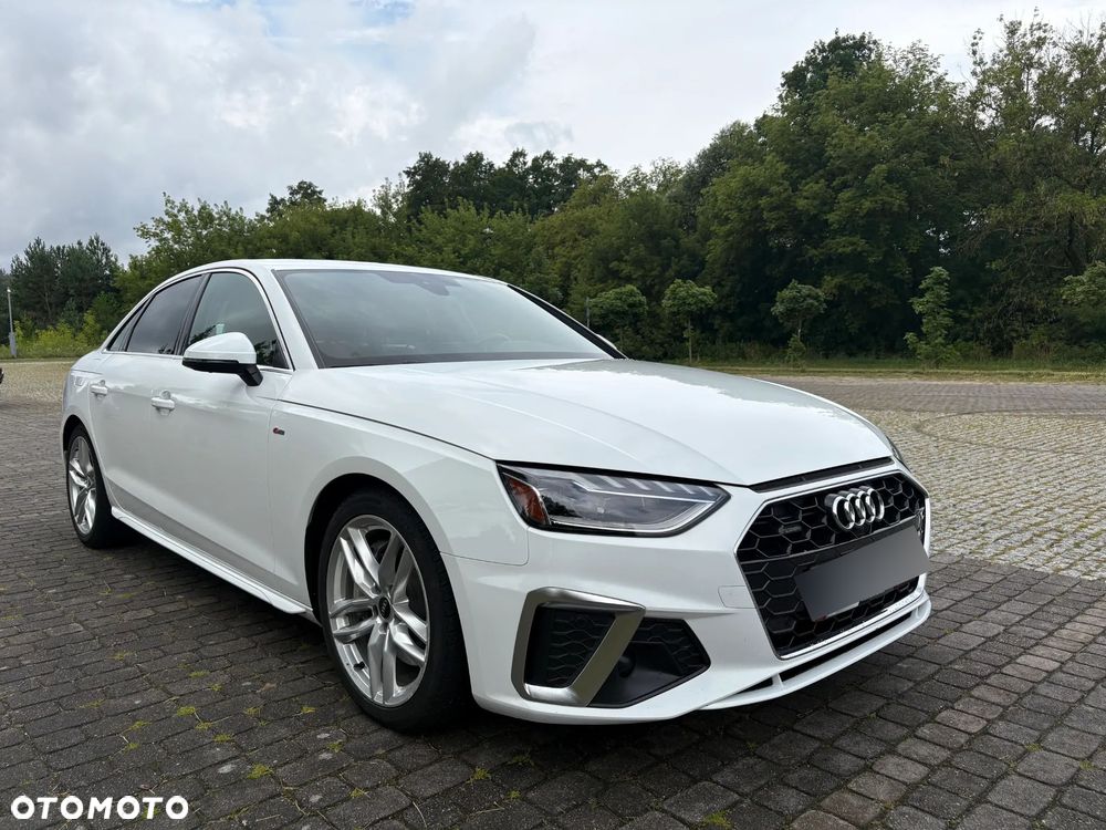 Audi A4 Limousine 45 TFSI quattro S tronic S line - 4