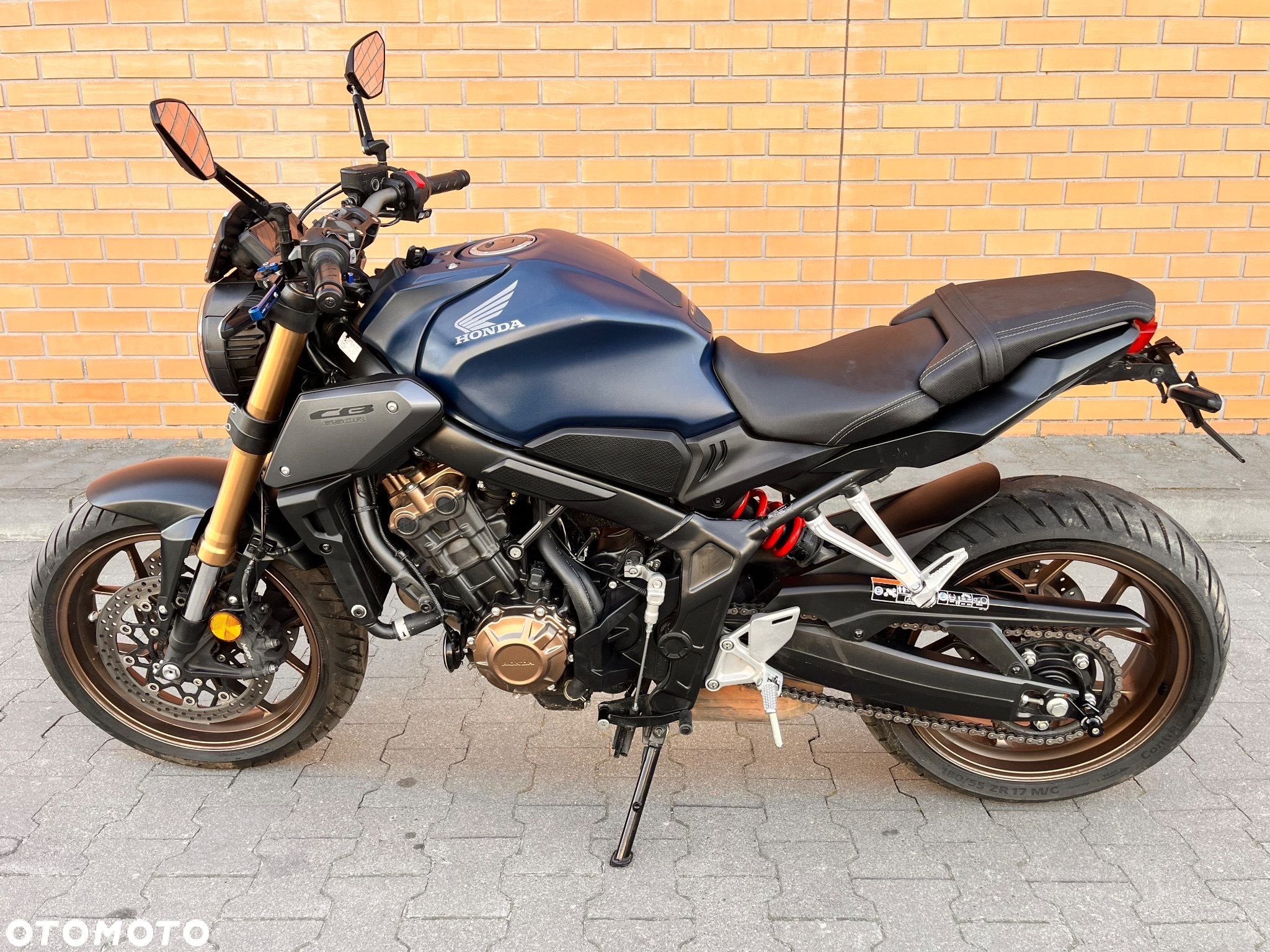 Honda CB - 8